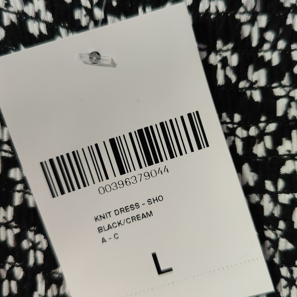 Floral strappy mini sundress - Picture 3 of 6